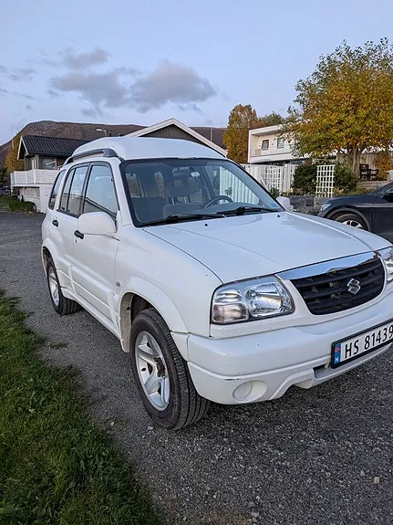 Suzuki Grand Vitara 2001 photo 3