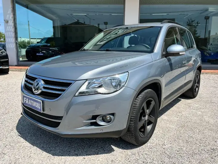 Volkswagen Tiguan 2010 photo 2