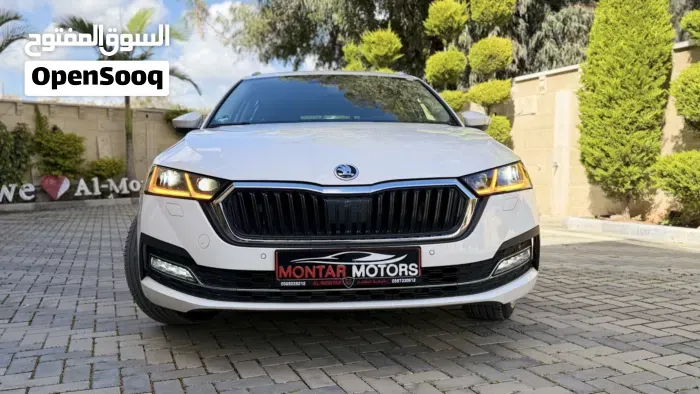 Skoda Octavia 2023 photo 2