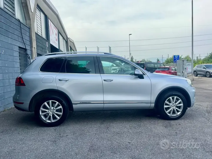 Volkswagen Touareg 2010 photo 4
