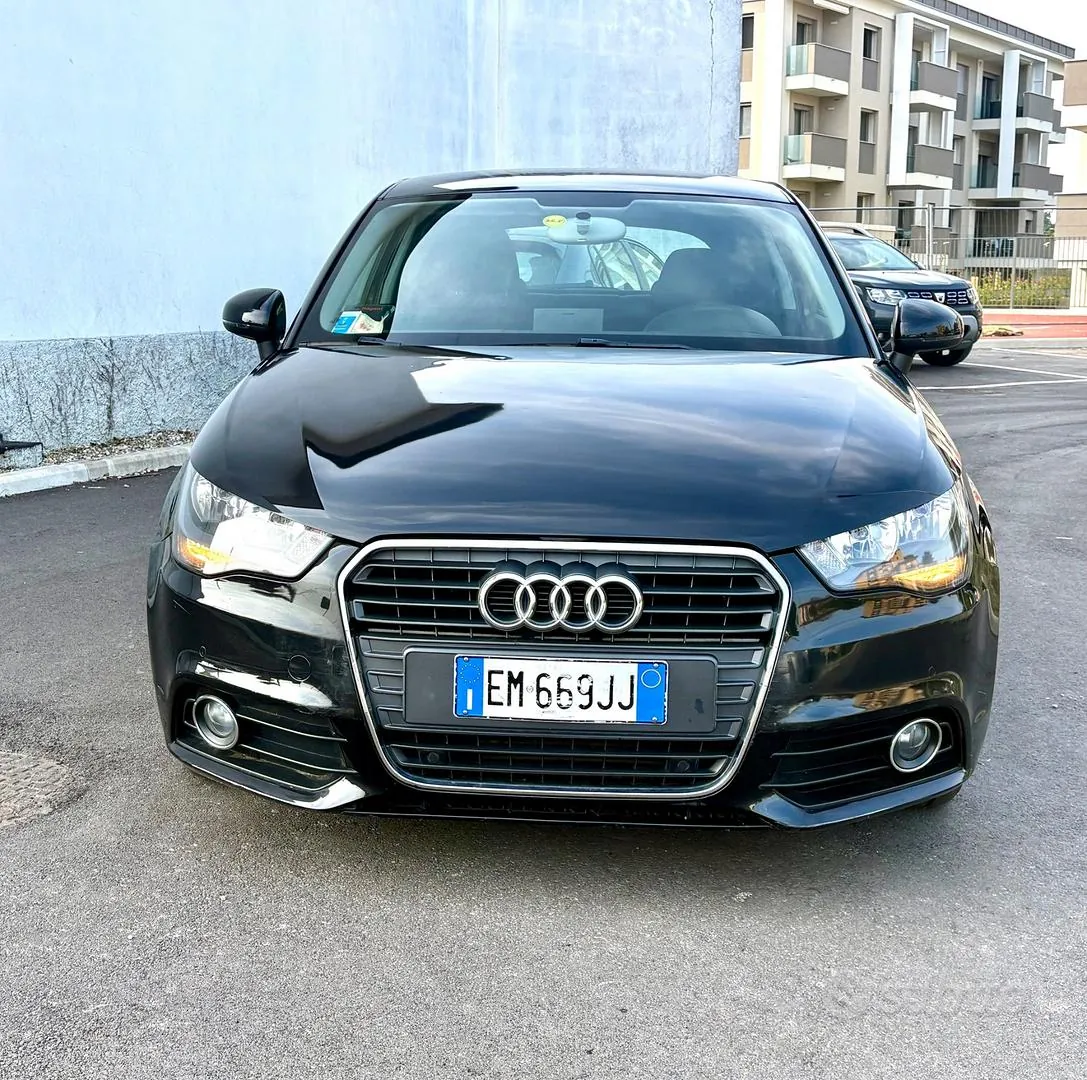 Audi A1 2012 photo 2