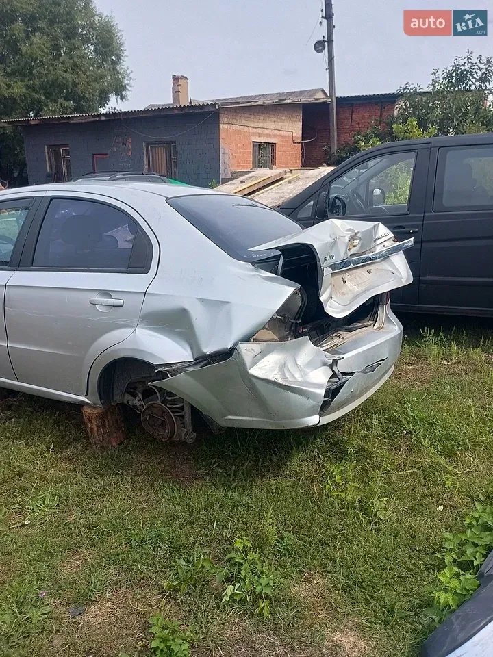 Chevrolet Aveo 2008 photo 4