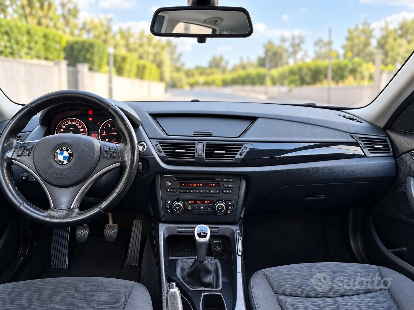 BMW X1 2010 photo 4