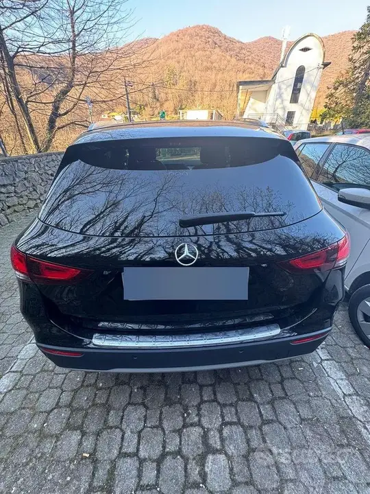 Mercedes-Benz Gla 2023 photo 2