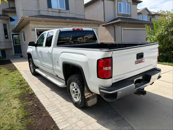 GMC Sierra 2500Hd 2018 photo 5