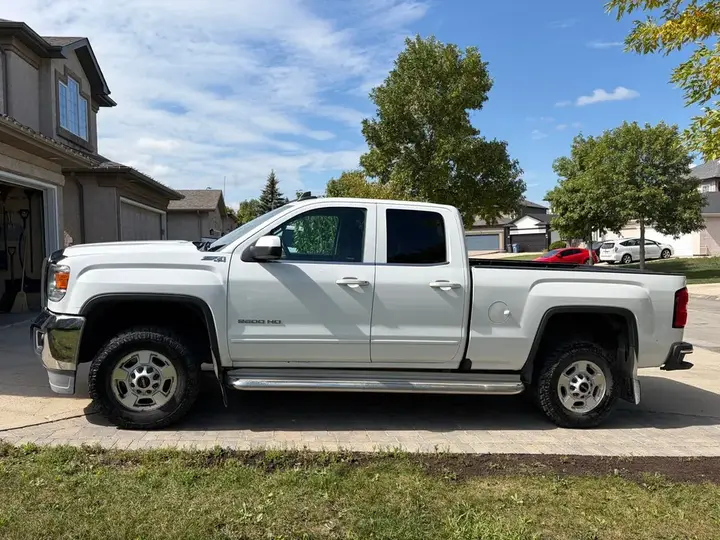 GMC Sierra 2500Hd 2018 photo 3