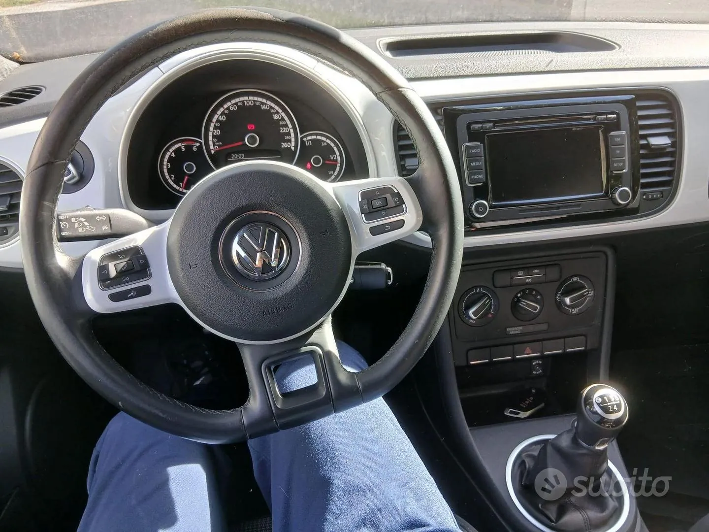 Volkswagen Maggiolino 2014 photo 4