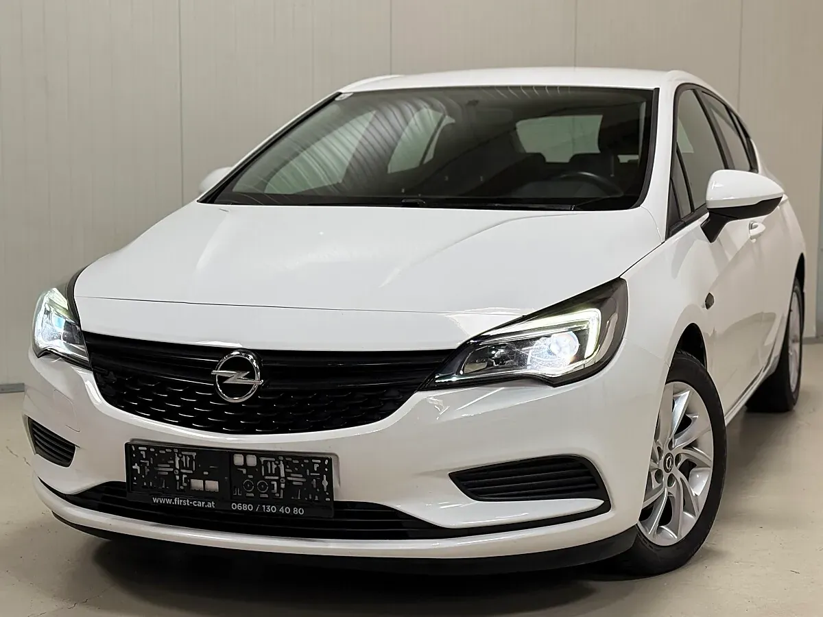 Opel Astra 2016 photo 2