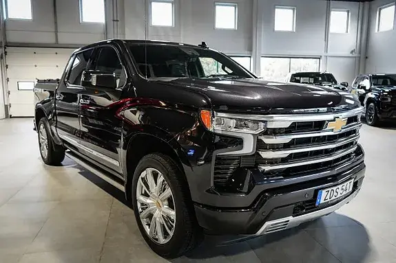 Chevrolet Silverado 1500 2023 photo 2