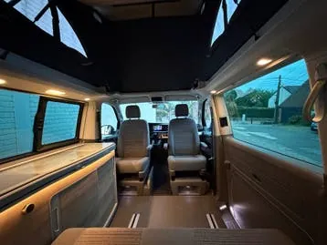 Volkswagen Multivan 2017 photo 2