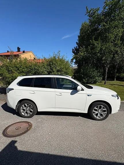 Mitsubishi Outlander 2014 photo 3