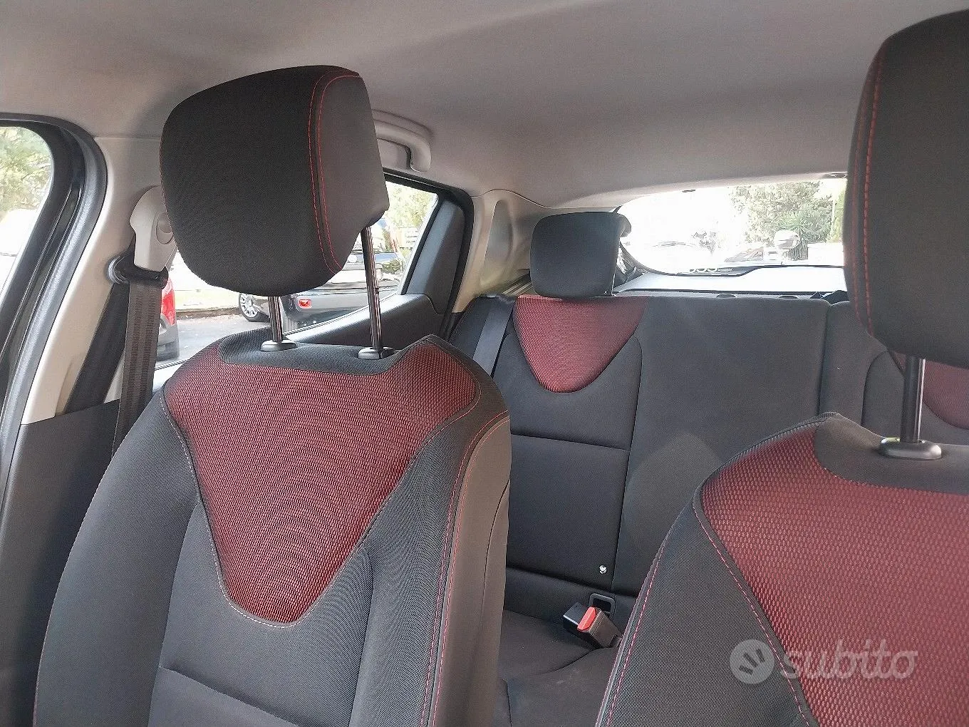 Renault Clio 2016 photo 3