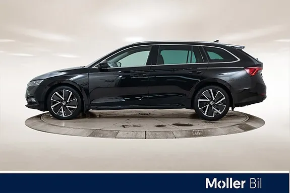Skoda Octavia 2021 photo 2