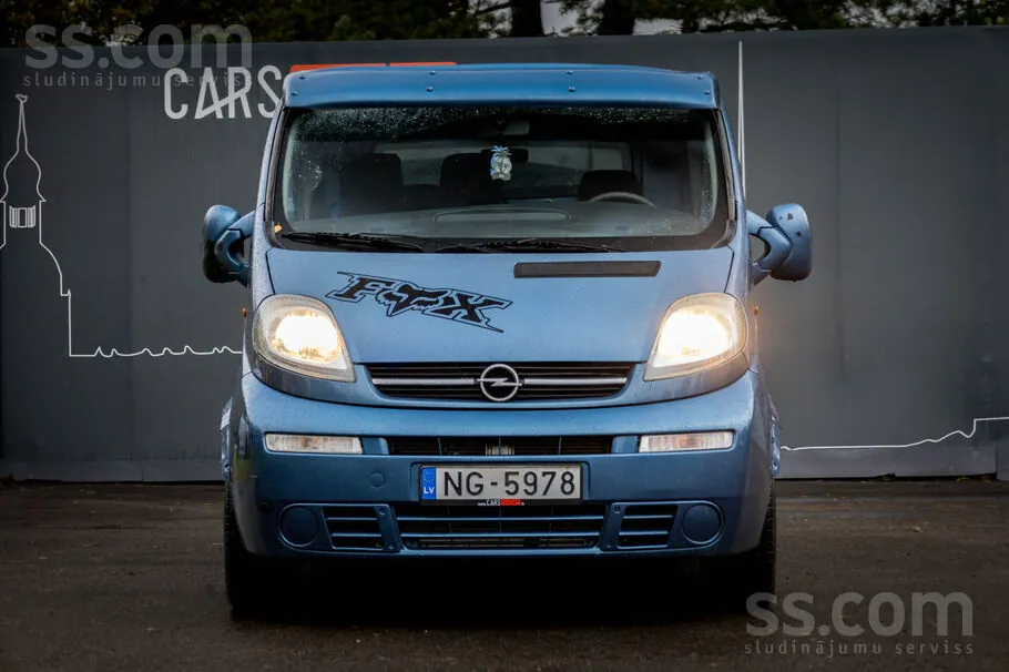 Opel Vivaro 2005 photo 2
