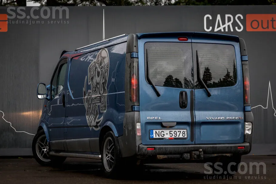 Opel Vivaro 2005 photo 4