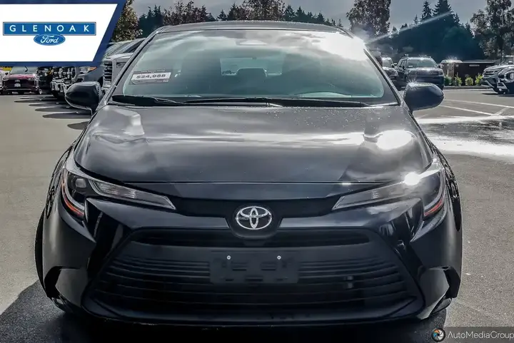 Toyota Corolla 2024 photo 2