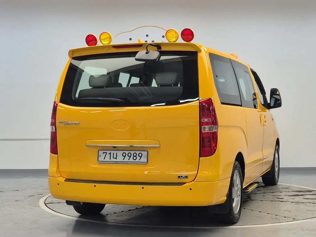 Hyundai Grand Starex 2019 photo 3