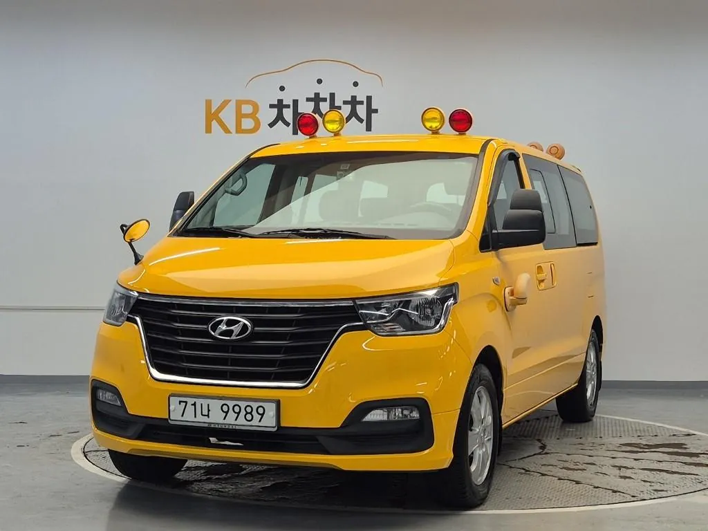Hyundai Grand Starex