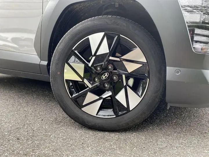 Hyundai Kona 2025 photo 5