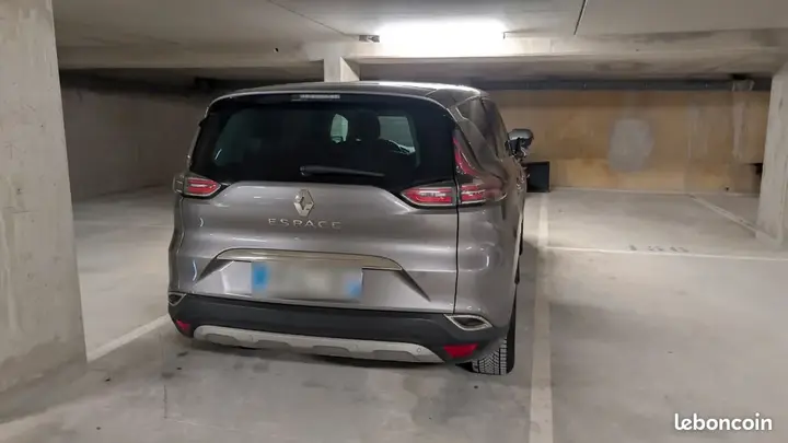 Renault Espace 2015 photo 2