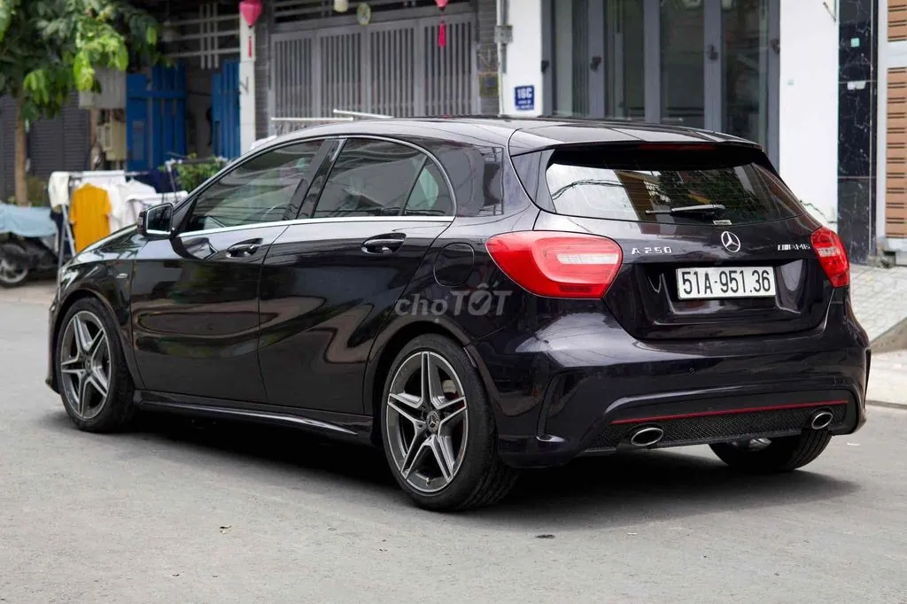 Mercedes-Benz A-Class 2014 photo 3