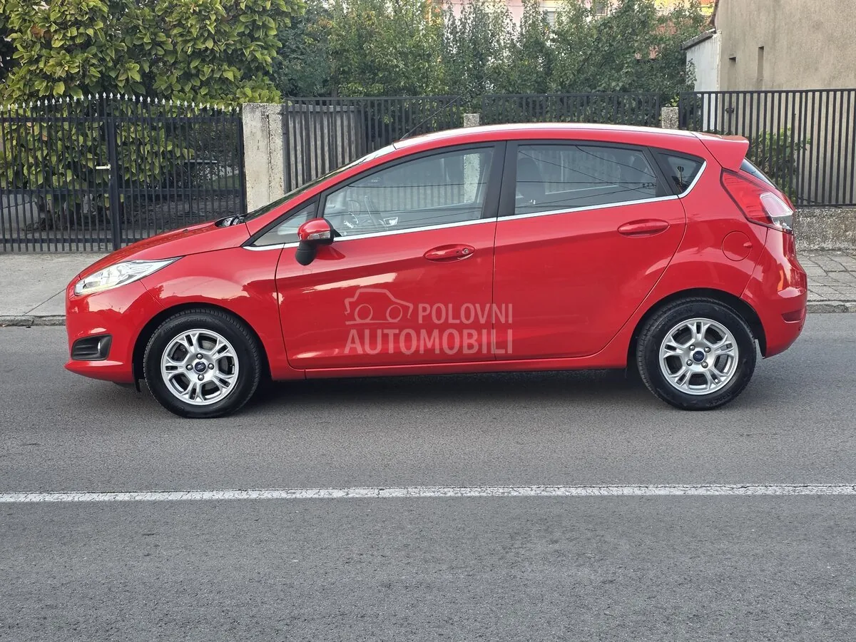 Ford Fiesta 2014 photo 3