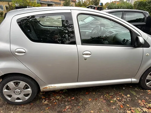 Toyota Aygo 2006 photo 3
