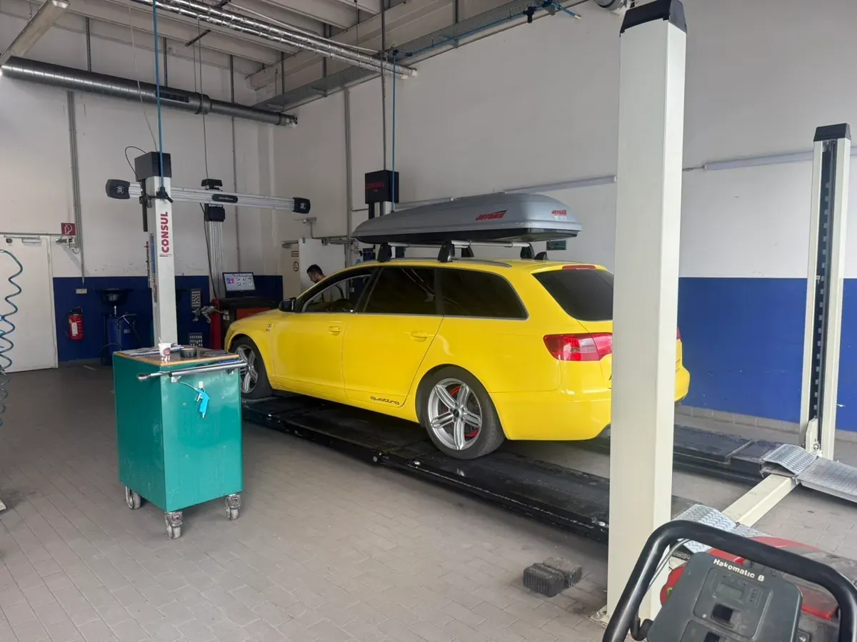 Audi A6 2005 photo 2