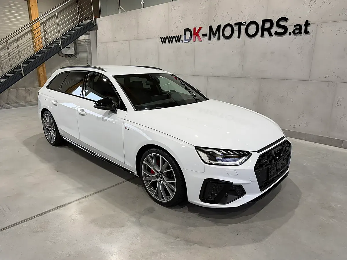 Audi A4 2022 photo 2
