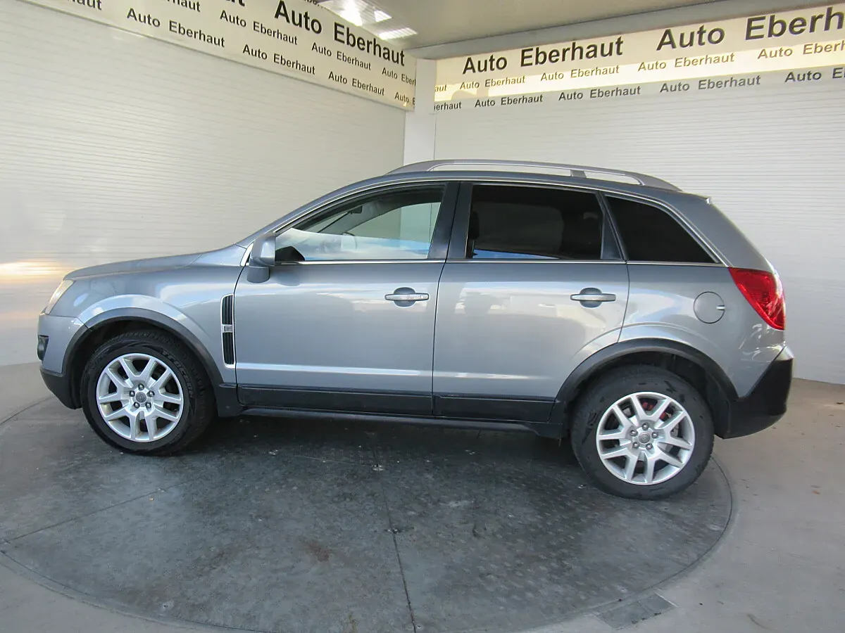 Opel Antara 2012 photo 2