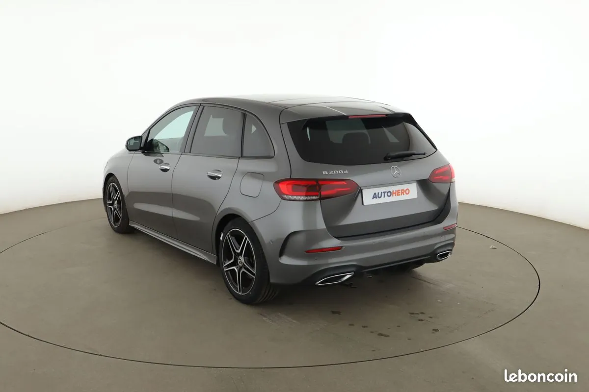 Mercedes-Benz B-Class 2019 photo 2