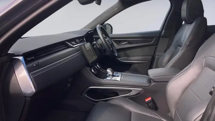 Jaguar F-Pace 2024 photo 3
