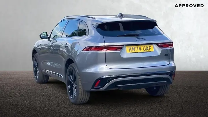 Jaguar F-Pace 2024 photo 2