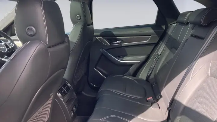 Jaguar F-Pace 2024 photo 4