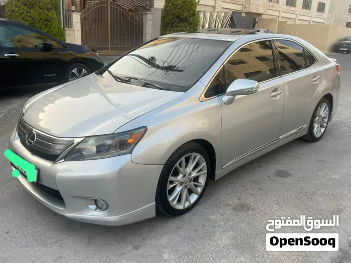 Lexus Hs