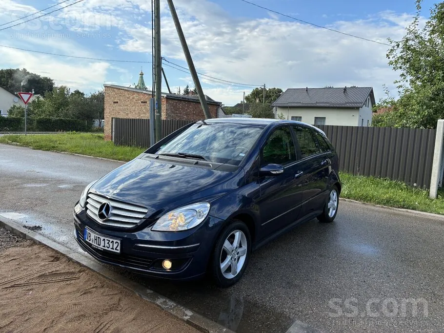 Mercedes-Benz B170