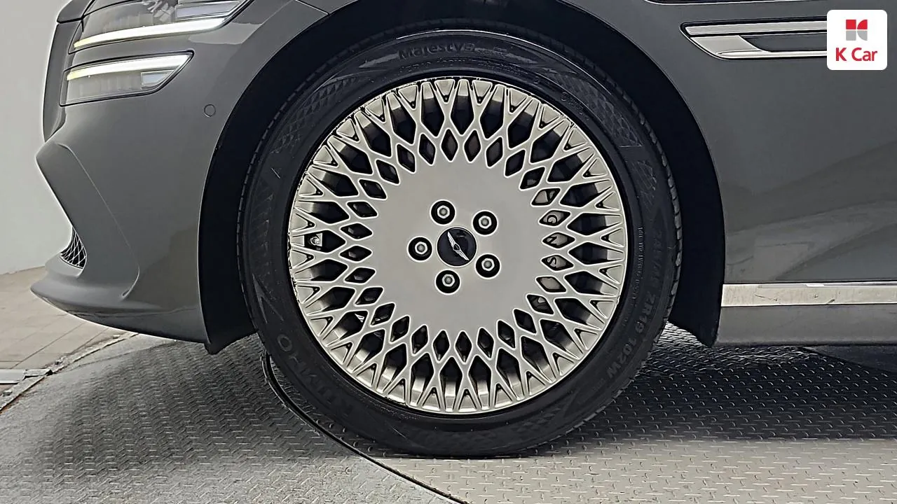 Genesis G80 2025 photo 5