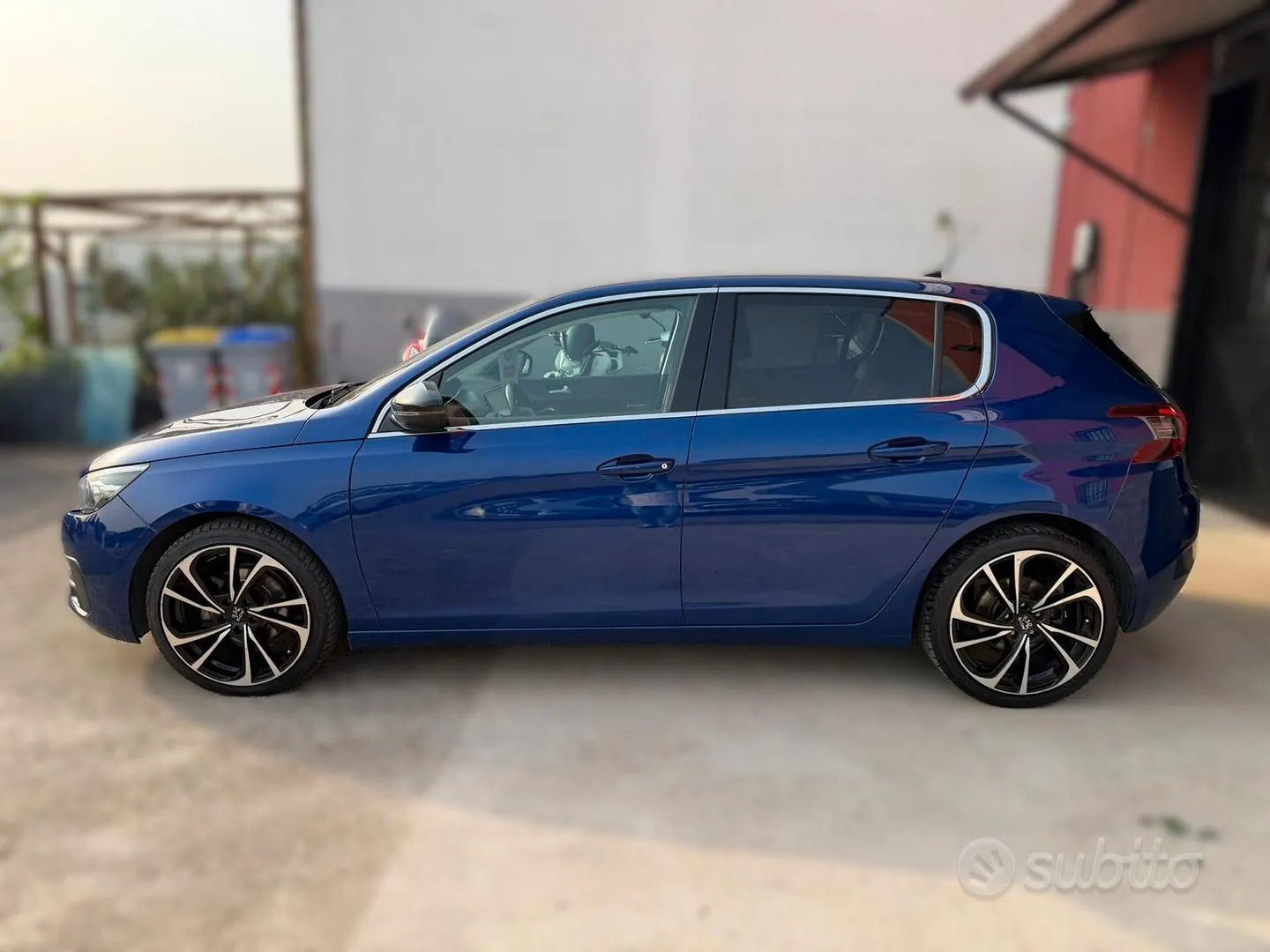 Peugeot 308 2019 photo 2