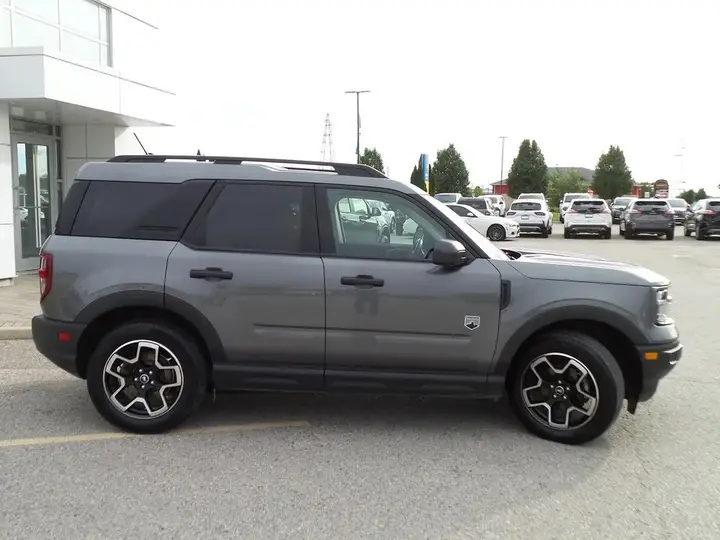 Ford Bronco 2021 photo 4