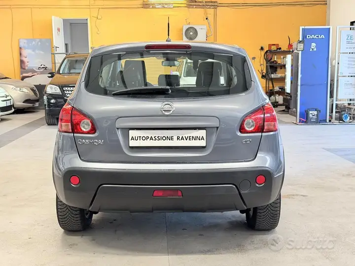Nissan Qashqai 2009 photo 3