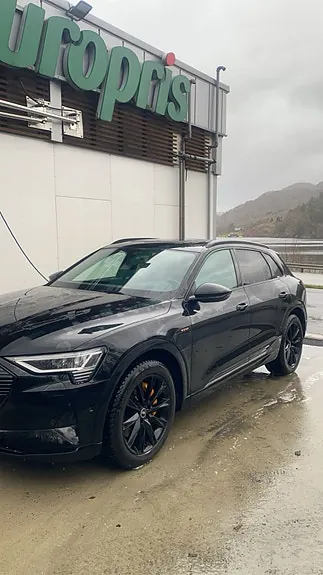 Audi E-Tron 2021 photo 2