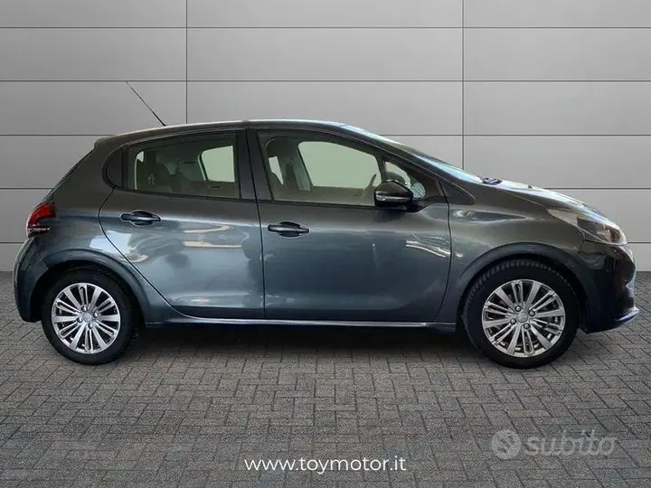 Peugeot 208 2016 photo 4