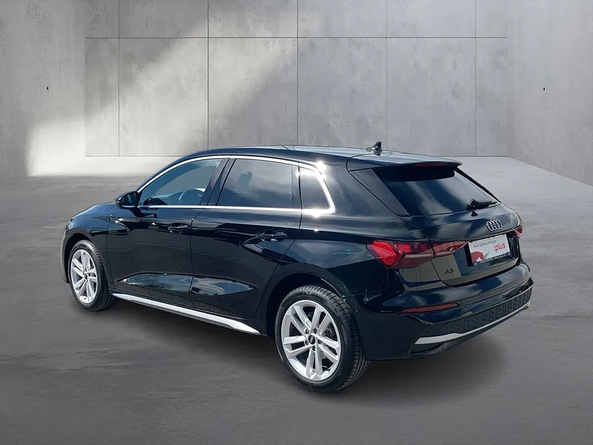 Audi A3 2025 photo 3