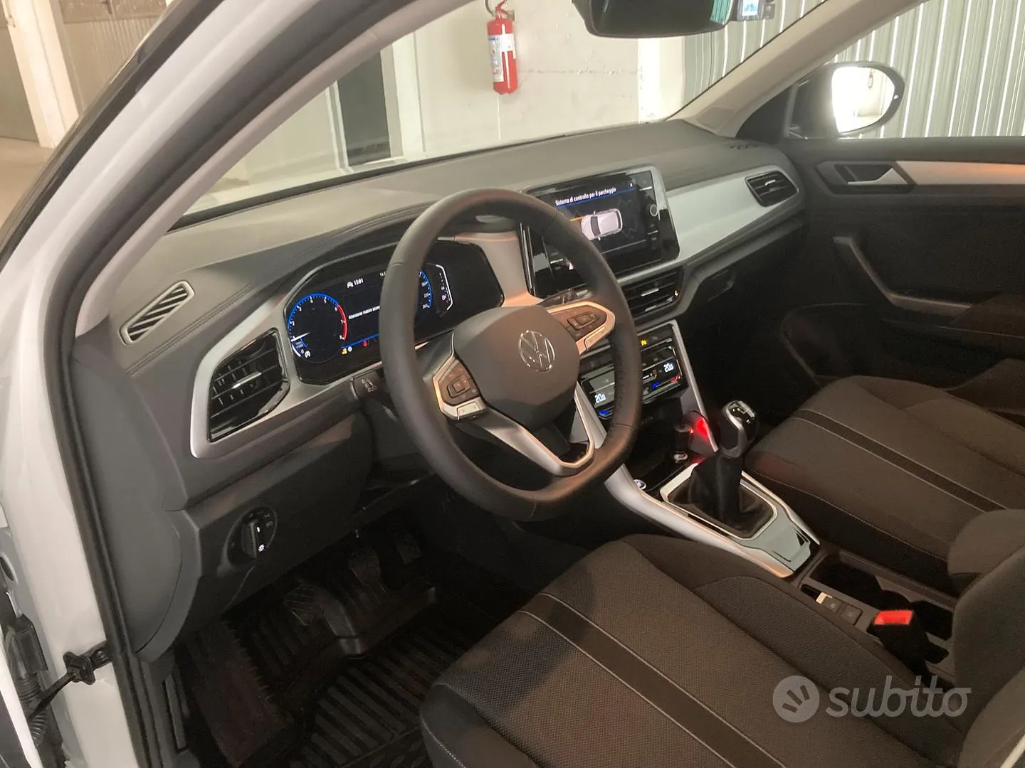 Volkswagen T-Roc 2025 photo 5