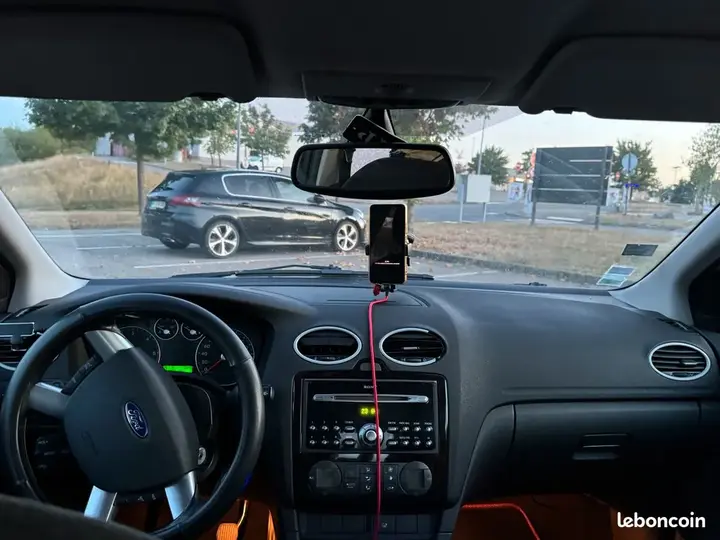Ford Focus 2004 photo 3