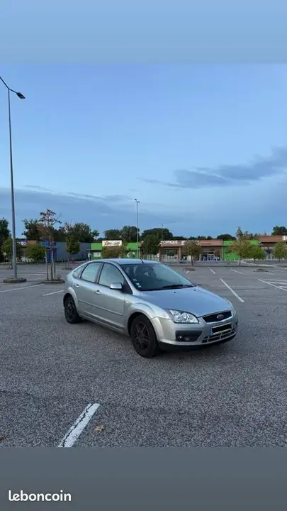 Ford Focus 2004 photo 2