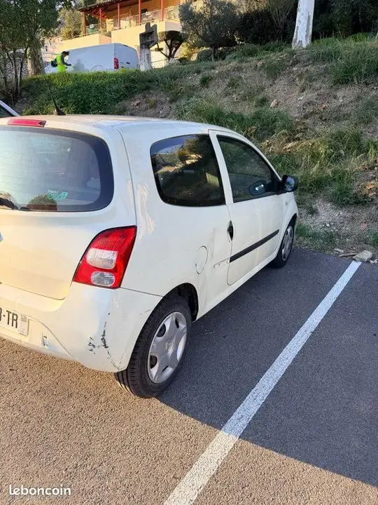 Renault Twingo 2010 photo 3