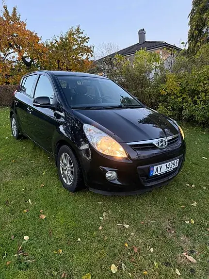 Hyundai I20 2011 photo 2