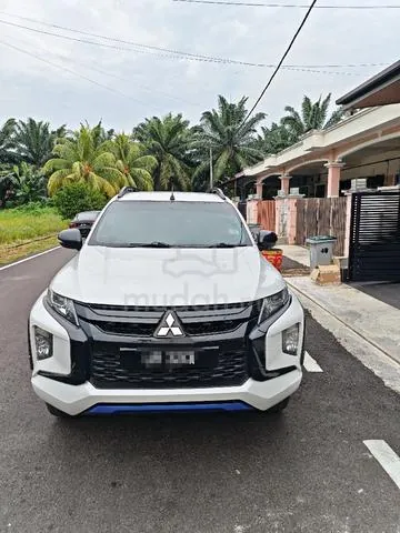 Mitsubishi Triton