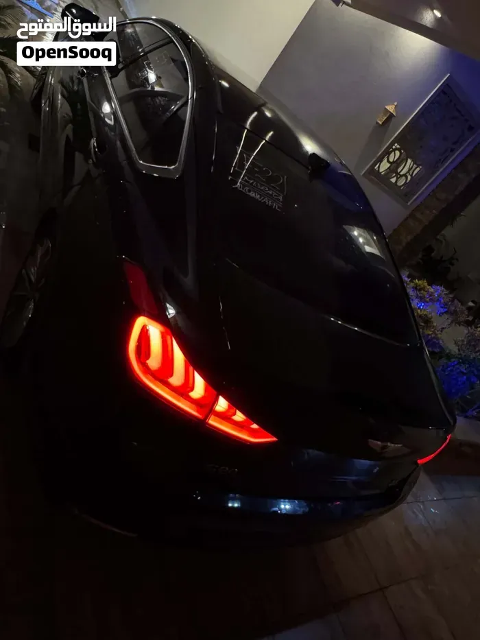 Genesis G80 2016 photo 4
